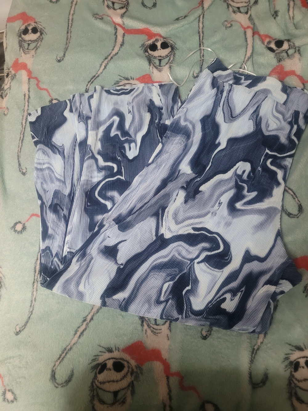 Cyrus Nwt Blue Marble Print Pants